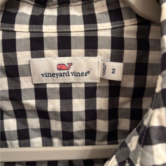 Gingham Vineyard Vines button down- 2 - Picture 3 of 4